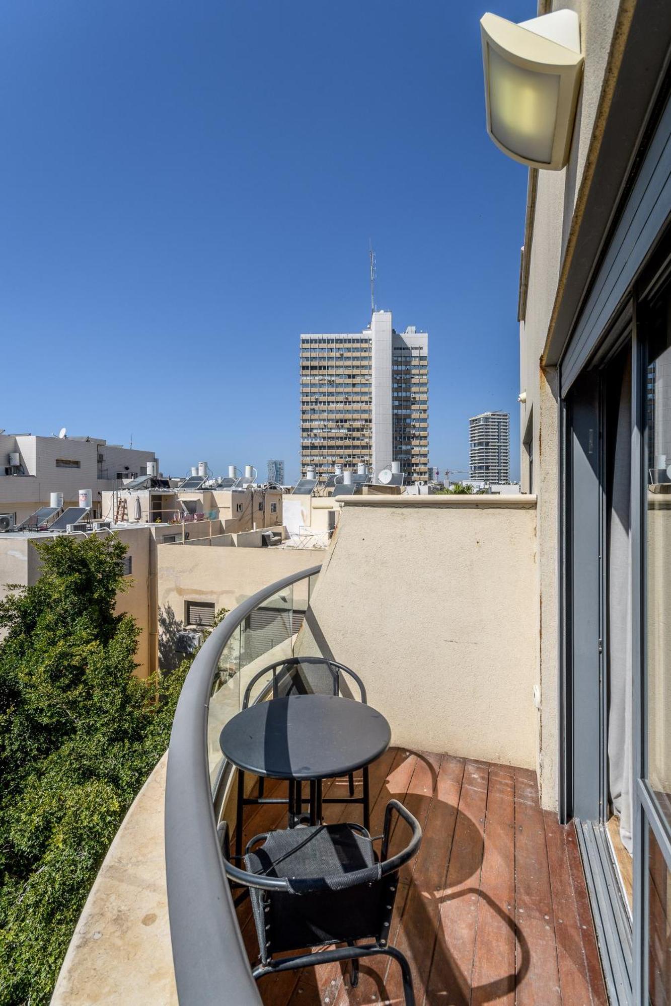 Modern & Sunny 1 Bdr W Balcony And Parking Daire Tel Aviv Dış mekan fotoğraf